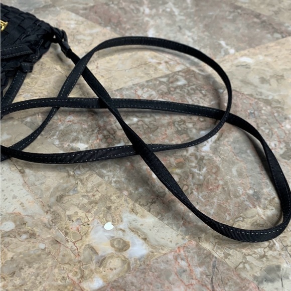 Authentic vintage Salvatore Ferragamo black bucket crossbody bag - Picture 5 of 9